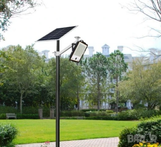 Мощен LED соларен прожектор с дистанционно, 300W, 236 LED, IP67 – Автономно осветление до 200 м²