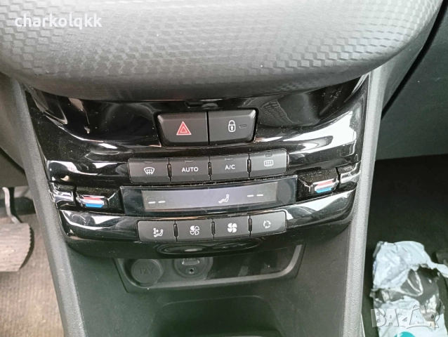 Продавам пежо 2008 1.6 хди 113кс на части , снимка 9 - Автомобили и джипове - 52917290