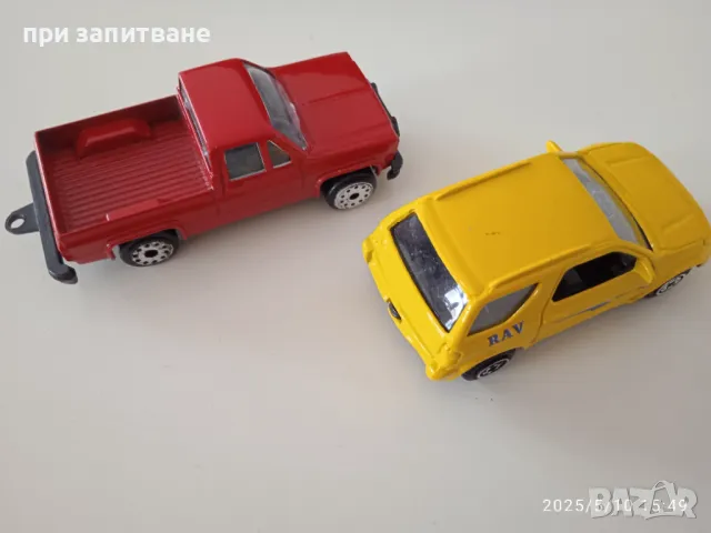  Метални колички, 1/64, Toyota Rav 4 и пикап, снимка 3 - Колекции - 50232263