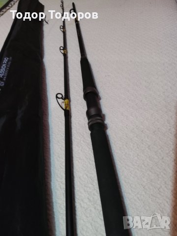 Комплект за риболов на сом макара " Black cat spin 780 и пръчка Black cat passion pro 270  300, снимка 8 - Въдици - 42169650