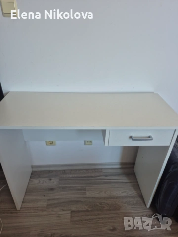 Продавам бюро 100х40, снимка 3 - Бюра - 54319807