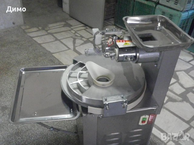 тестоделител