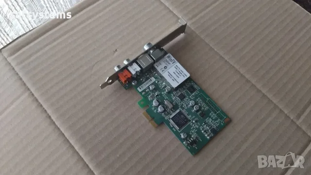 Hauppauge WinTV HVR 1200 PCI-E DVB-T Multi PAL 71959 LF Rev H2E9 , снимка 4 - Други - 56169221