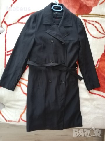 Дамско Палто на шведска марка Карраhl, снимка 5 - Палта, манта - 30713318