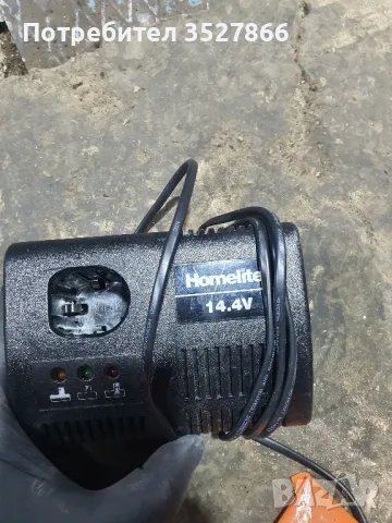 Зарядно Homelite 14.4v, снимка 3 - Оригинални зарядни - 47806590