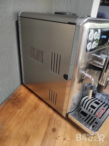 Кафемашина / Каферобот / Кафеавтомат Саеко / Saeco Exprelia Evo , снимка 3 - Кафемашини - 52586784
