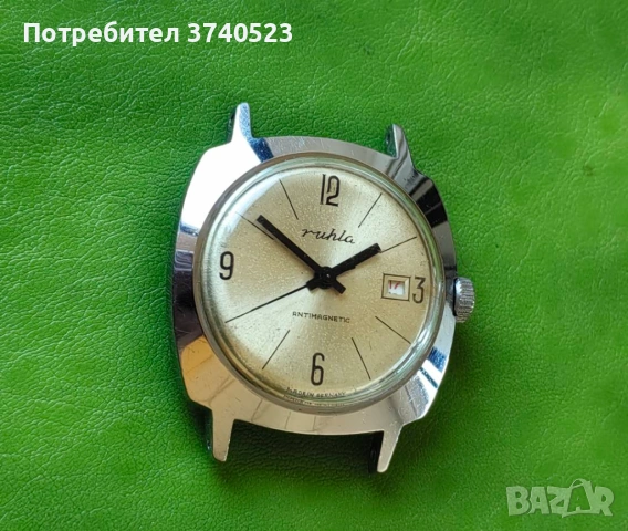 Винтидж механичен часовник Umf Ruhla кал.24 с ръчно навиване и дата, снимка 2 - Мъжки - 54112319