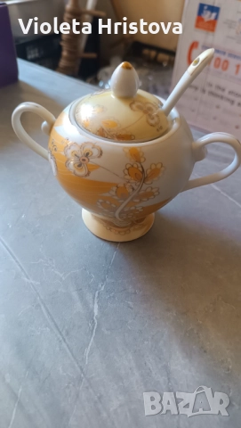 Сервиз за кафе, снимка 2 - Сервизи - 51576903