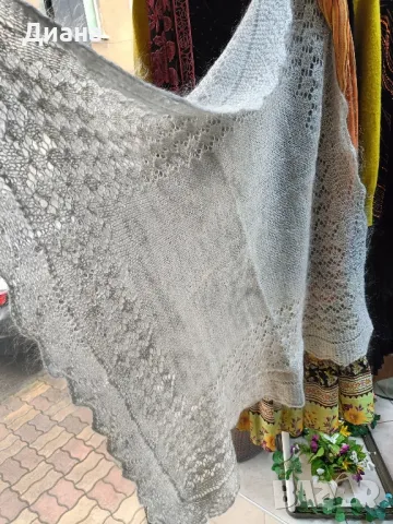 Дамски шалове от естествени материи, снимка 4 - Шалове - 48740609