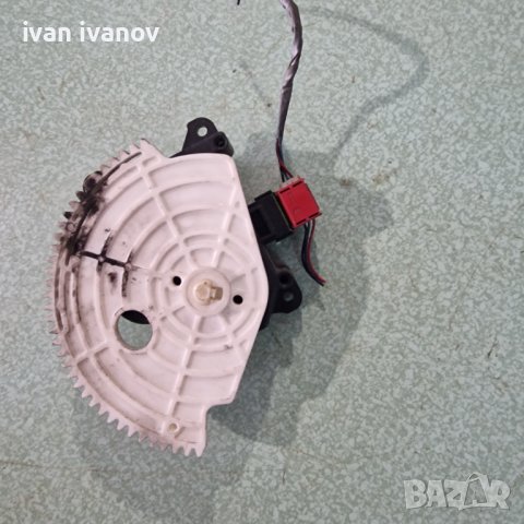 Моторче Клапа Парно Рав 4.3, снимка 3 - Автомобили и джипове - 38169768