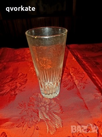 Стъклена чаша, снимка 1 - Чаши - 32113448