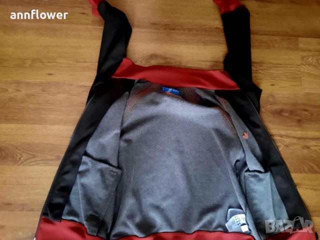 Горнище Adidas S/M, снимка 11 - Спортни екипи - 38290335
