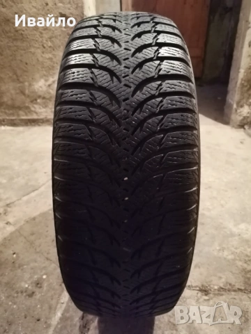 Продавам 1 брой зимна гума 195.65.15 дот 2020 KUMHO 
