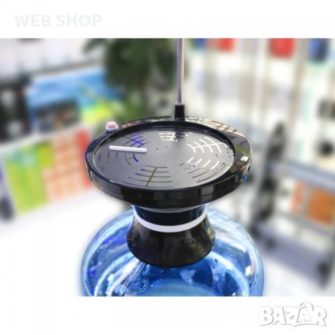 Автоматична помпа за вода с поставка за чаша
