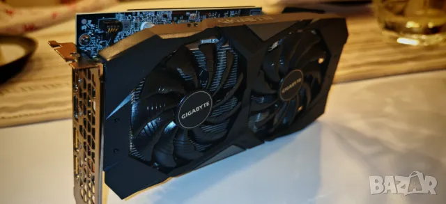 Продавам Perfektna Видео Карта Gigabyte GTX 1660TI 6Gb 192bit, снимка 1 - Видеокарти - 48681924