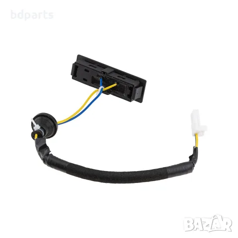 Бутон за отваряне на багажник, Nissan Pathfinder R52, снимка 2 - Части - 56143097