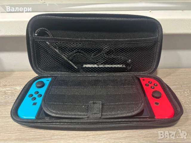 Nintendo Switch OLED 64GB + Minecraft Пълен комплект, снимка 2 - Nintendo конзоли - 53877651