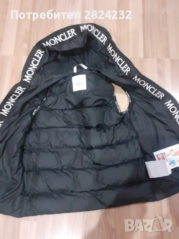 Елек на MONCLER , снимка 5 - Елеци - 52249394