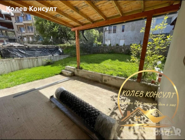 Новопостроена къща в гр. Царево, снимка 5 - Къщи - 54093417