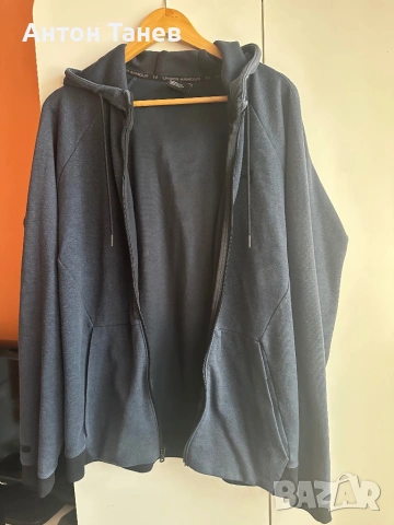 Горнище Under Armour в син цвят, Размер L ., снимка 5 - Суичъри - 53969478
