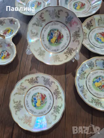 Порцеланови чинийки с Трите грации , снимка 4 - Чинии - 48744851