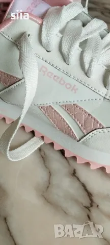 Дамски маратонки Reebok, снимка 7 - Маратонки - 47950253