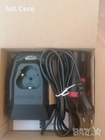 Зарядно с батерия "Parkside" , снимка 2 - Други инструменти - 53334471