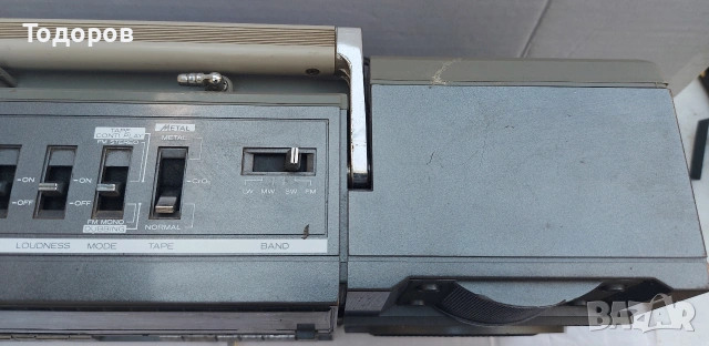 Hitachi TRK-W55E Stereo Cassette Recorder донор за части или проект, снимка 11 - Радиокасетофони, транзистори - 54245647