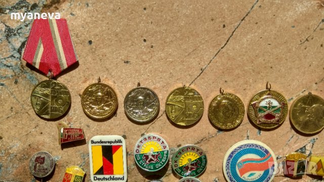 Медали, монети, значки от СОЦА. , снимка 5 - Други ценни предмети - 42527074