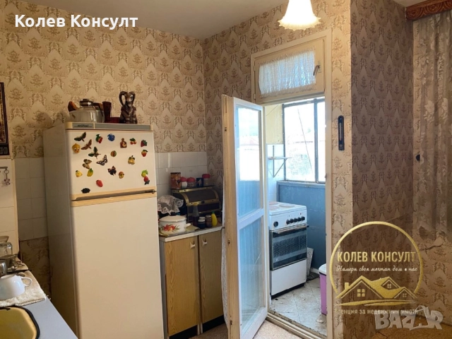 Продавам апартамент гр. Симеоновград, до полицията, снимка 5 - Апартаменти - 52826942