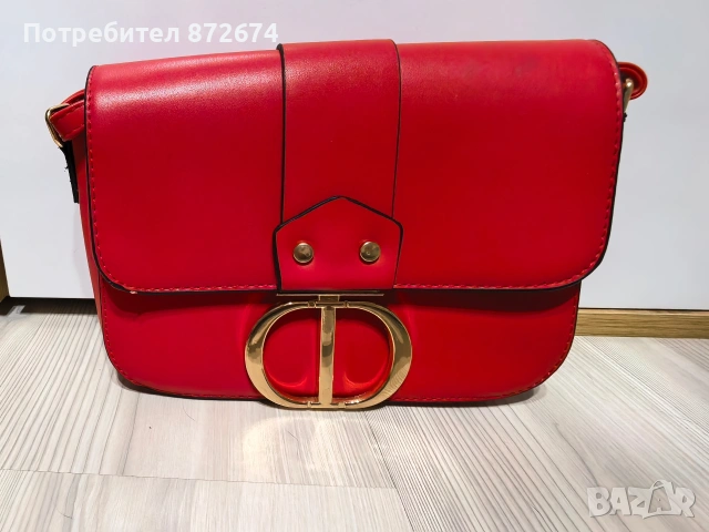 Дамска чанта /клъч червена
