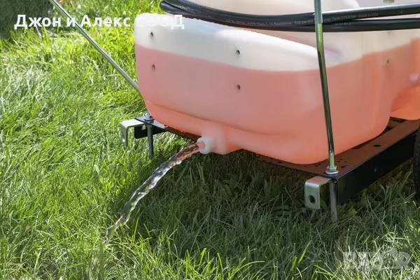 Професионални прикачни пръскачки Agri-Fab за тракторни косачки (56L и 94L), снимка 3 - Селскостопанска техника - 53983758