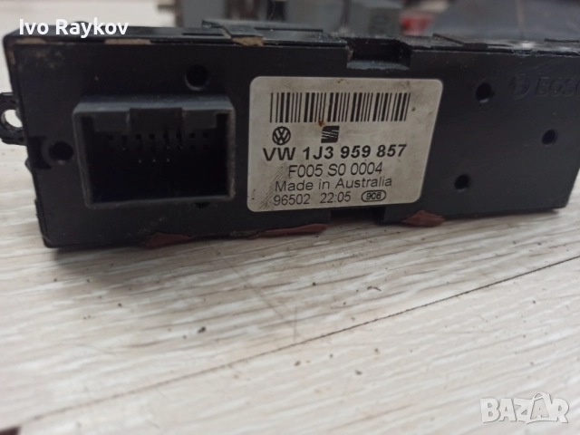  Бутон ключ за стъкла, Volkswagen, Golf 4, Passat 5, Seat, Leon, Toledo , 1J3959857 , снимка 4 - Части - 52263849