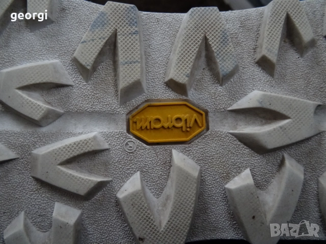 UGG 43 мъжки маратонки, снимка 7 - Маратонки - 52496201