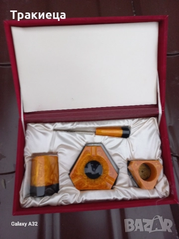 СТАР КОМПЛЕКТ КАТАЛИН КЕХЛИБАР СОЦ ПЕПЕЛНИК МОЛИВНИК, снимка 3 - Антикварни и старинни предмети - 52672565