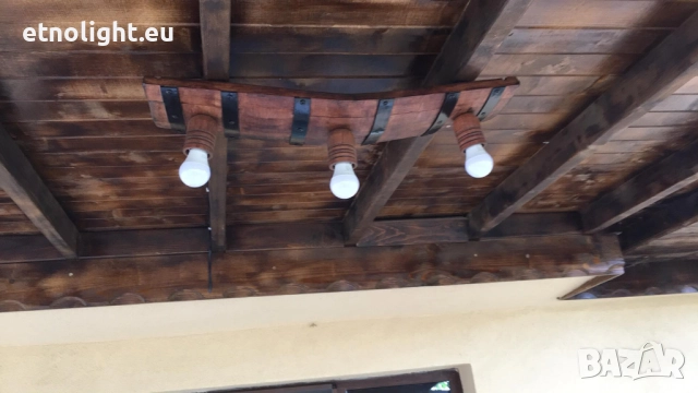 Полилеи от автентични реставрирани бъчви с ръчно изработени дървени чашки, снимка 4 - Полилеи - 52771082