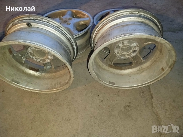 Алуминиеви джанти 15 цола + комплект болтове., снимка 2 - Гуми и джанти - 53909592