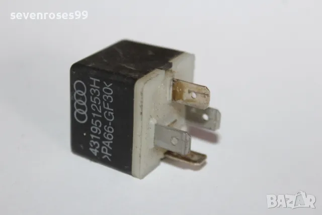 Реле VW Audi 204   431951253H, снимка 2 - Части - 48835657