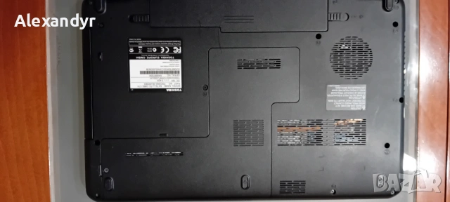 Продавам лаптоп Тошиба., снимка 5 - Лаптопи за дома - 54078005