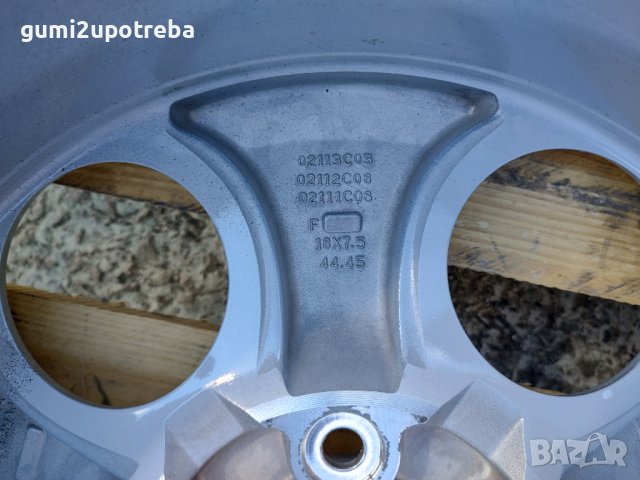 18 джанти 5х127 Jeep Wrangler Джип Вранглер Оригинал, снимка 10 - Гуми и джанти - 37487393