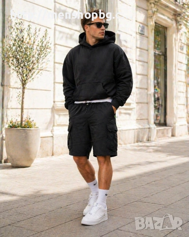 Карго бермуди на ластик - черни