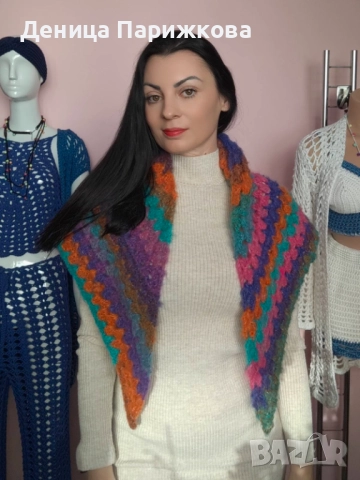 Ръчно плетен триъгълен шал модел „Белисимо“, снимка 10 - Шалове - 52749580