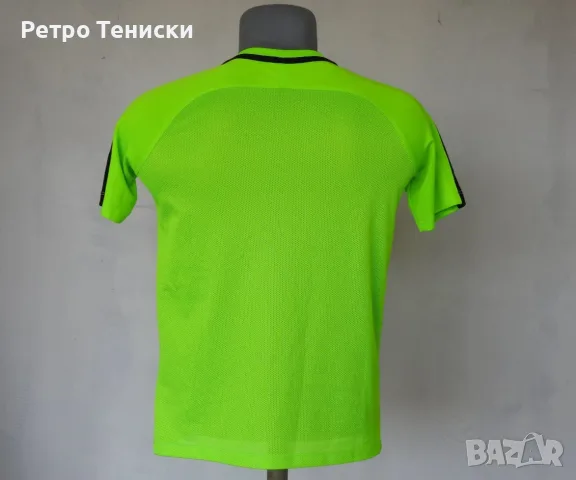 Тениска • Nike • зелено • размер L • Деца, снимка 2 - Тениски - 56319783