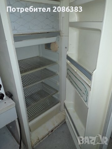 Хладилник Зил , , Фризер Profilo, снимка 2 - Хладилници - 42798791
