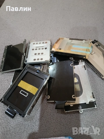 Планки за хард дискове на лаптопи