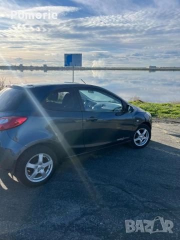 Mazda 2 1.4 дизел, снимка 4 - Автомобили и джипове - 52542012