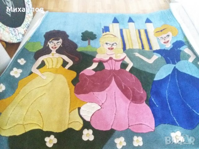 Голям вълнен детски килим Disney, снимка 4 - Килими - 38969793