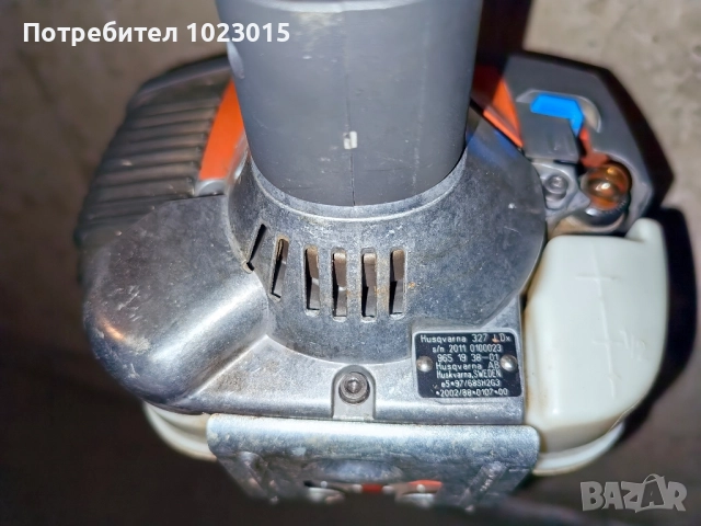 Husqvarna 327 ldx бензинов тример, шведско производство много запазен. , снимка 5 - Градинска техника - 45809768