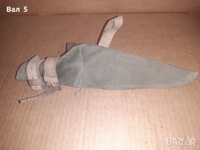 Носач , калъф , лопус за войнишка кирка , шанцов инструмент, снимка 2 - Антикварни и старинни предмети - 50822195