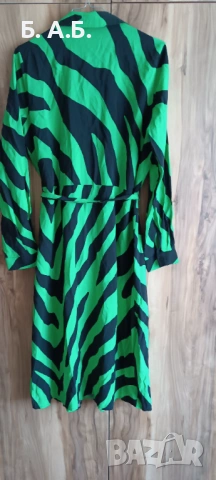 Продавам дамска рокля Vila, снимка 2 - Рокли - 54280722